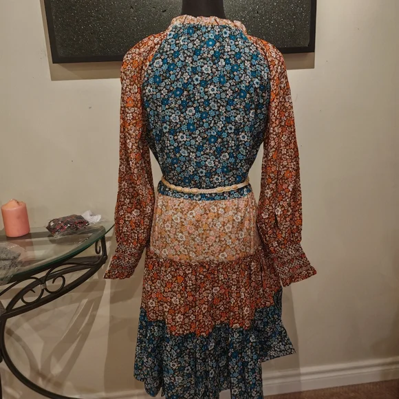 2/90 Tigerlily Takumi dress-0250 - Picture 7 of 17